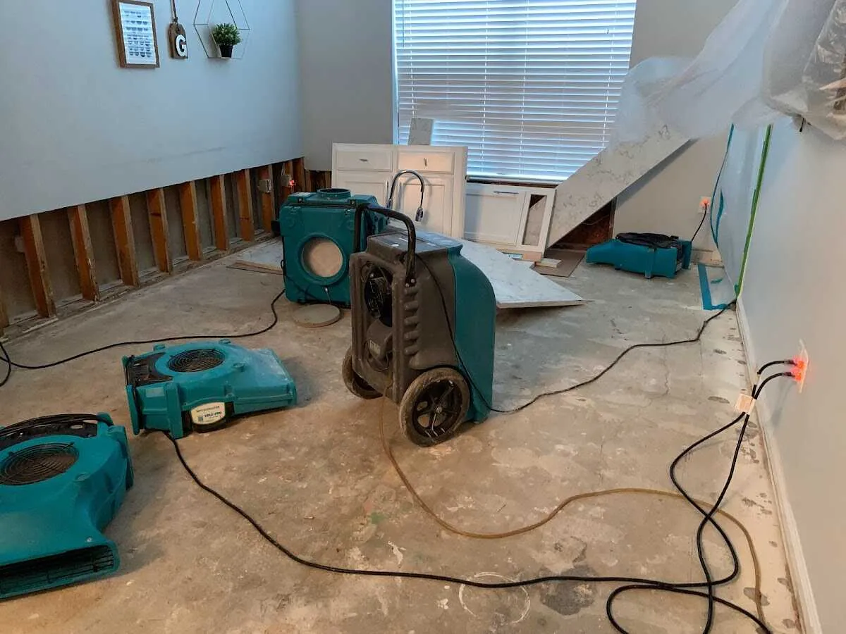 Dehumidifier in flood-cut room for Water Damage Restoration in Cairo